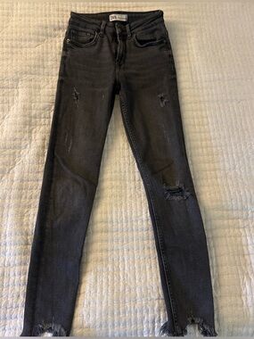 Zara Washed Black Ripped Skinny Jeans - Women's